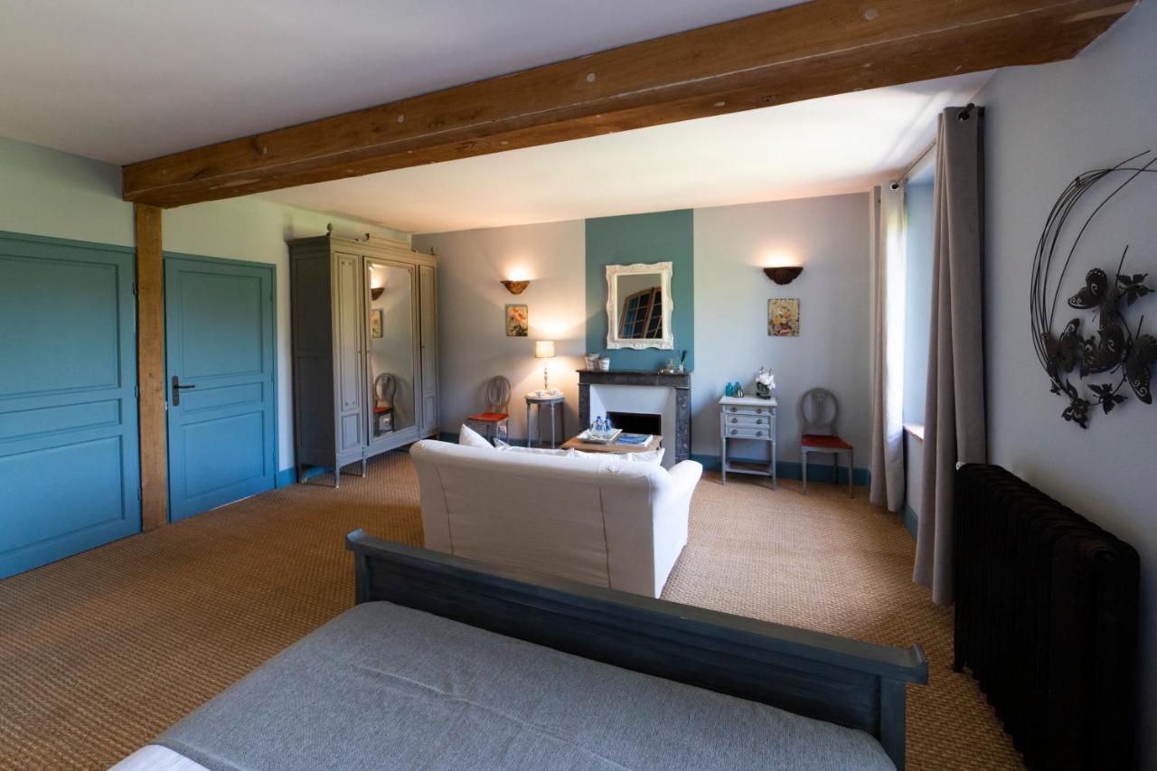 La Ferme De Bouchemont Bed and Breakfast Saint-Symphorien-le-Chateau Buitenkant foto
